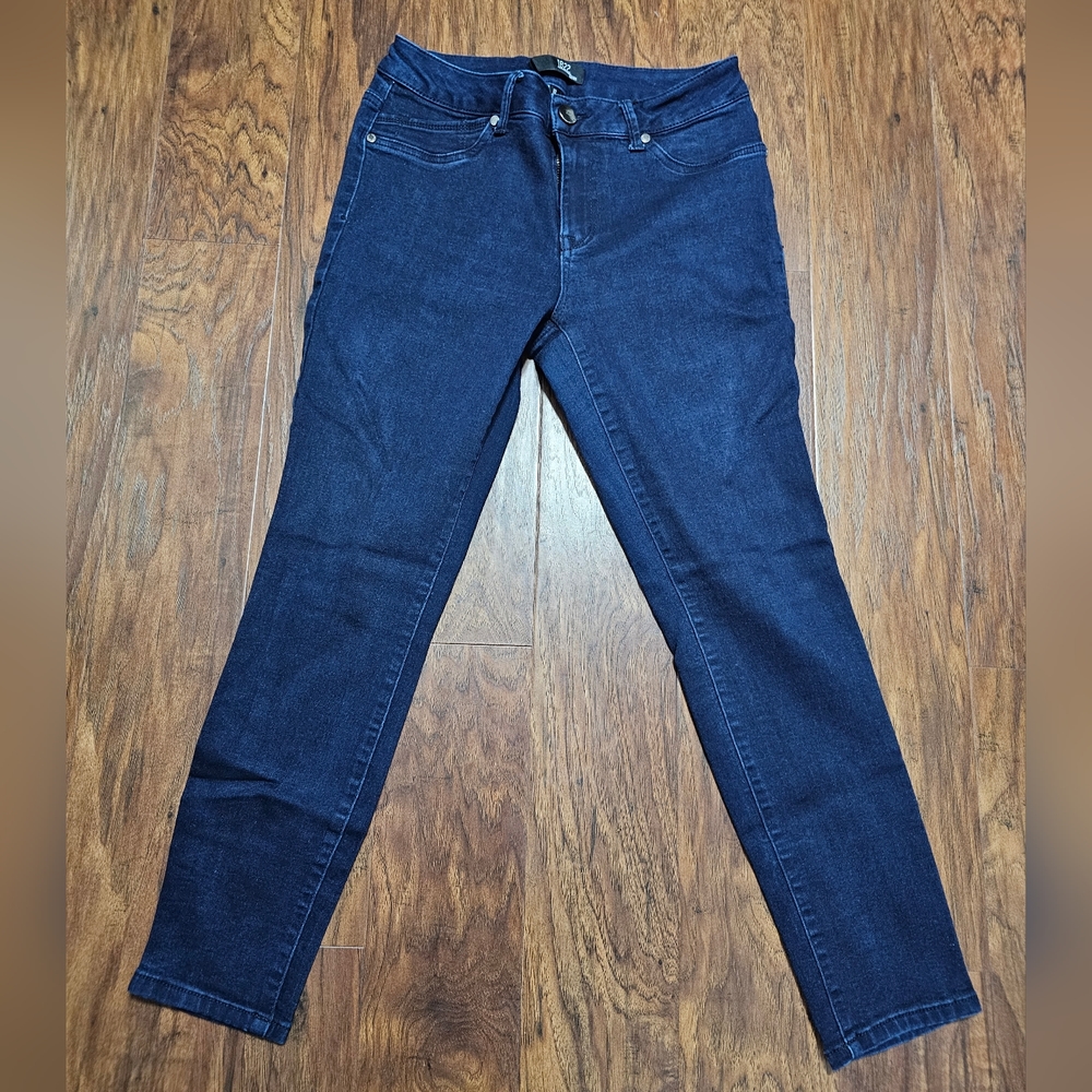 NWOT 1822 Denim - Dark Blue Skinny Jeans